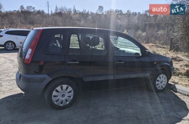 Седан Ford Fusion 2006 в Львове