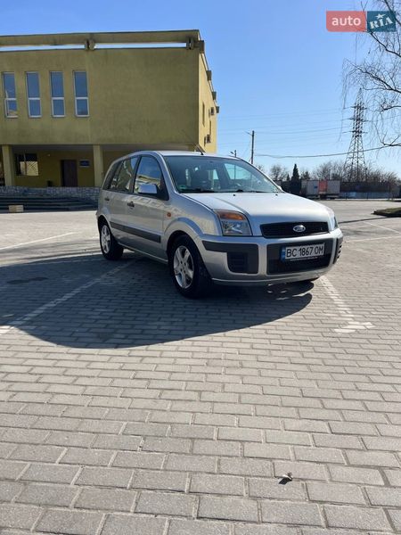 Хэтчбек Ford Fusion 2007 в Львове