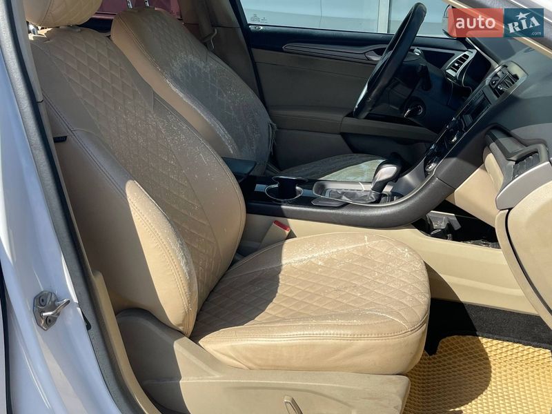 Седан Ford Fusion 2015 в Києві