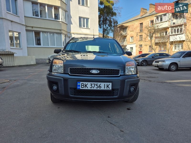 Хэтчбек Ford Fusion 2009 в Ровно