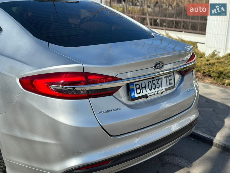 Седан Ford Fusion 2018 в Виннице