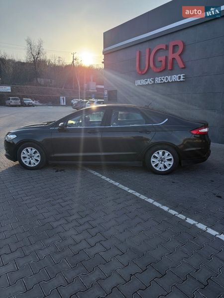 Седан Ford Fusion 2013 в Лубнах