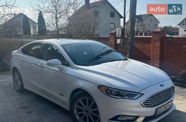Седан Ford Fusion 2016 в Ивано-Франковске