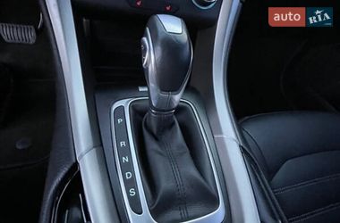 Седан Ford Fusion 2015 в Ужгороде