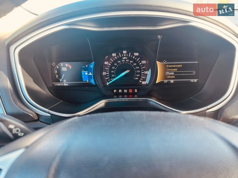 Седан Ford Fusion 2015 в Миколаєві