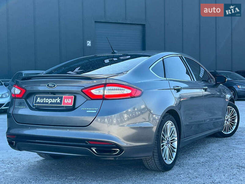 Седан Ford Fusion 2014 в Львові