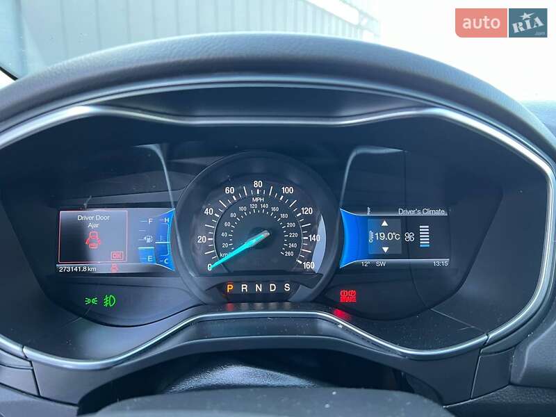 Седан Ford Fusion 2014 в Львові