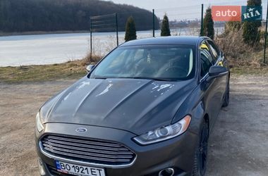 Седан Ford Fusion 2015 в Тернополі