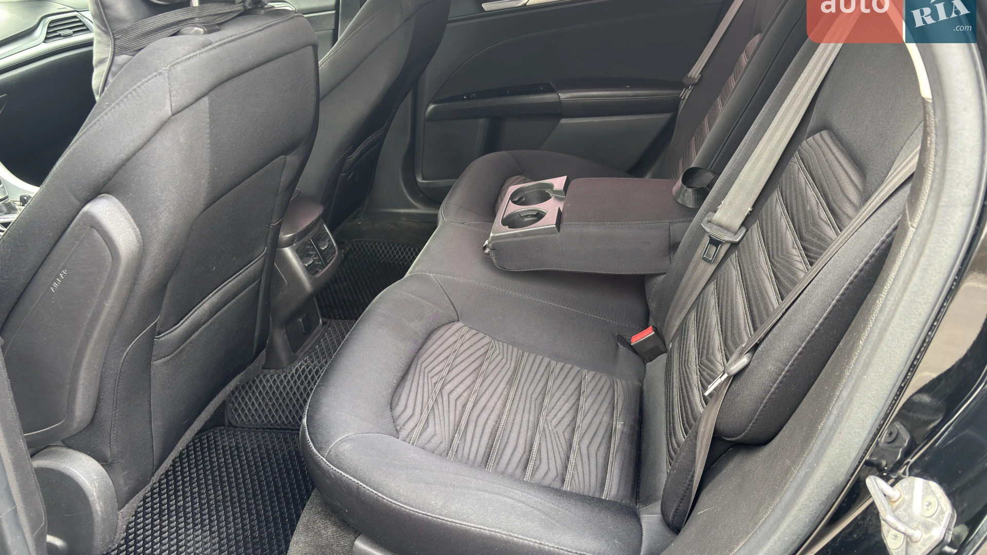 2015 Ford Fusion - мініатюра 31