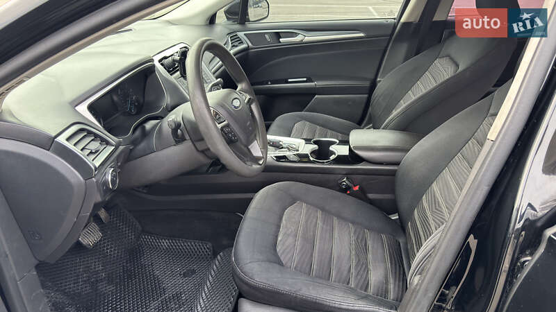 Седан Ford Fusion 2015 в Киеве