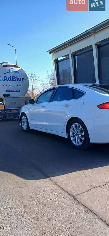 Седан Ford Fusion 2018 в Киеве
