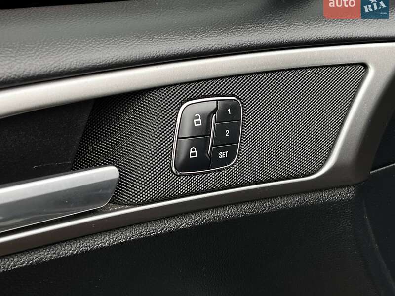 Седан Ford Fusion 2016 в Киеве
