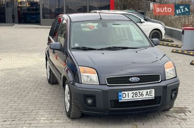 Хэтчбек Ford Fusion 2007 в Черновцах