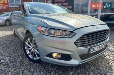 Седан Ford Fusion 2013 в Смілі