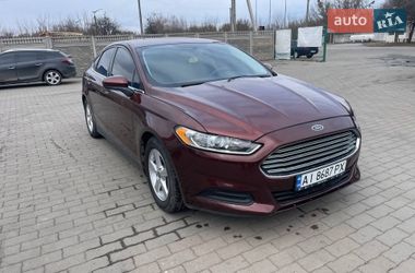 Седан Ford Fusion 2015 в Радомышле
