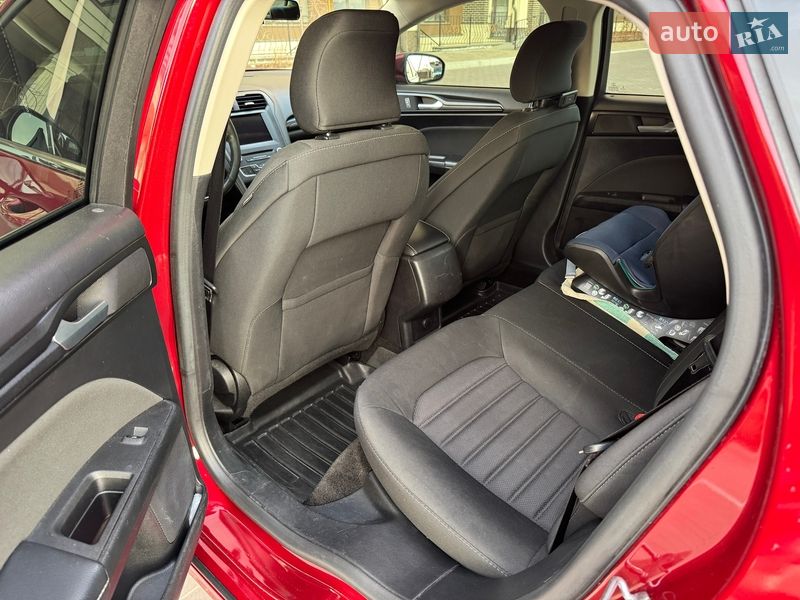 Седан Ford Fusion 2018 в Киеве