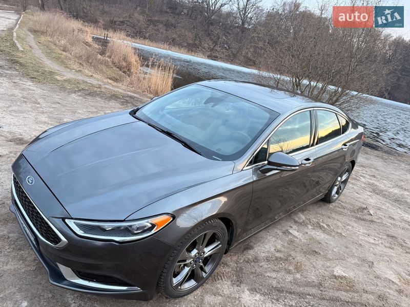 Седан Ford Fusion 2016 в Києві