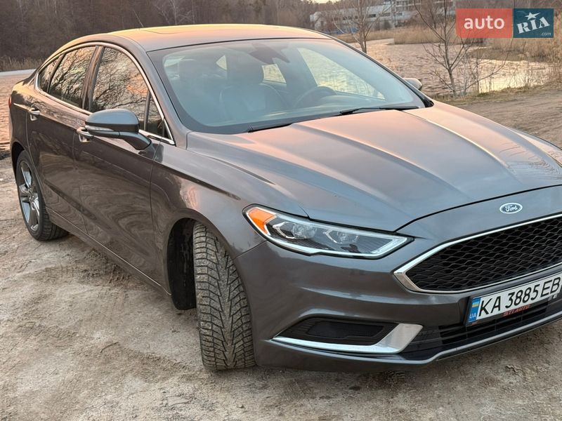Седан Ford Fusion 2016 в Києві