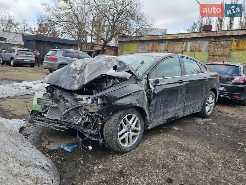 Седан Ford Fusion 2014 в Киеве фото 7 Седан Ford Fusion 2014 в Киеве