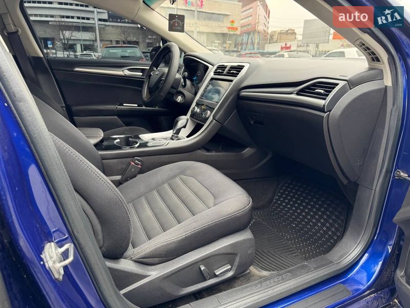 Седан Ford Fusion 2015 в Днепре