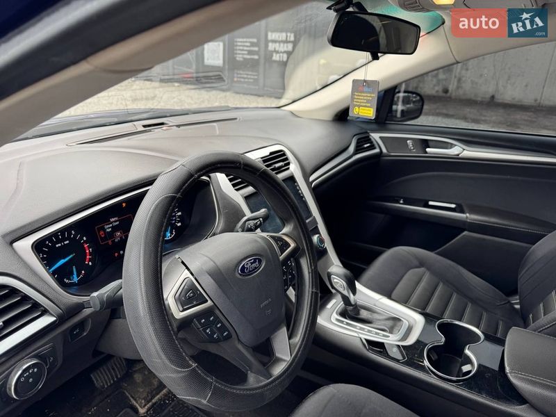 Седан Ford Fusion 2015 в Днепре