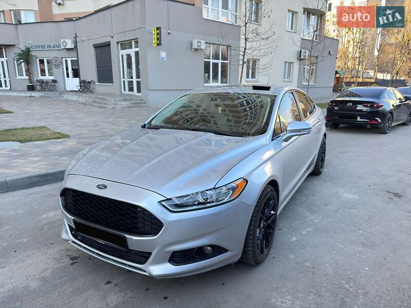 Седан Ford Fusion 2014 в Києві