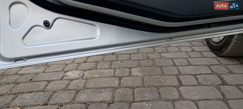 Хэтчбек Ford Fusion 2009 в Радивилове фото 40 Хэтчбек Ford Fusion 2009 в Радивилове