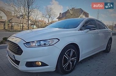 Седан Ford Fusion 2014 в Львове