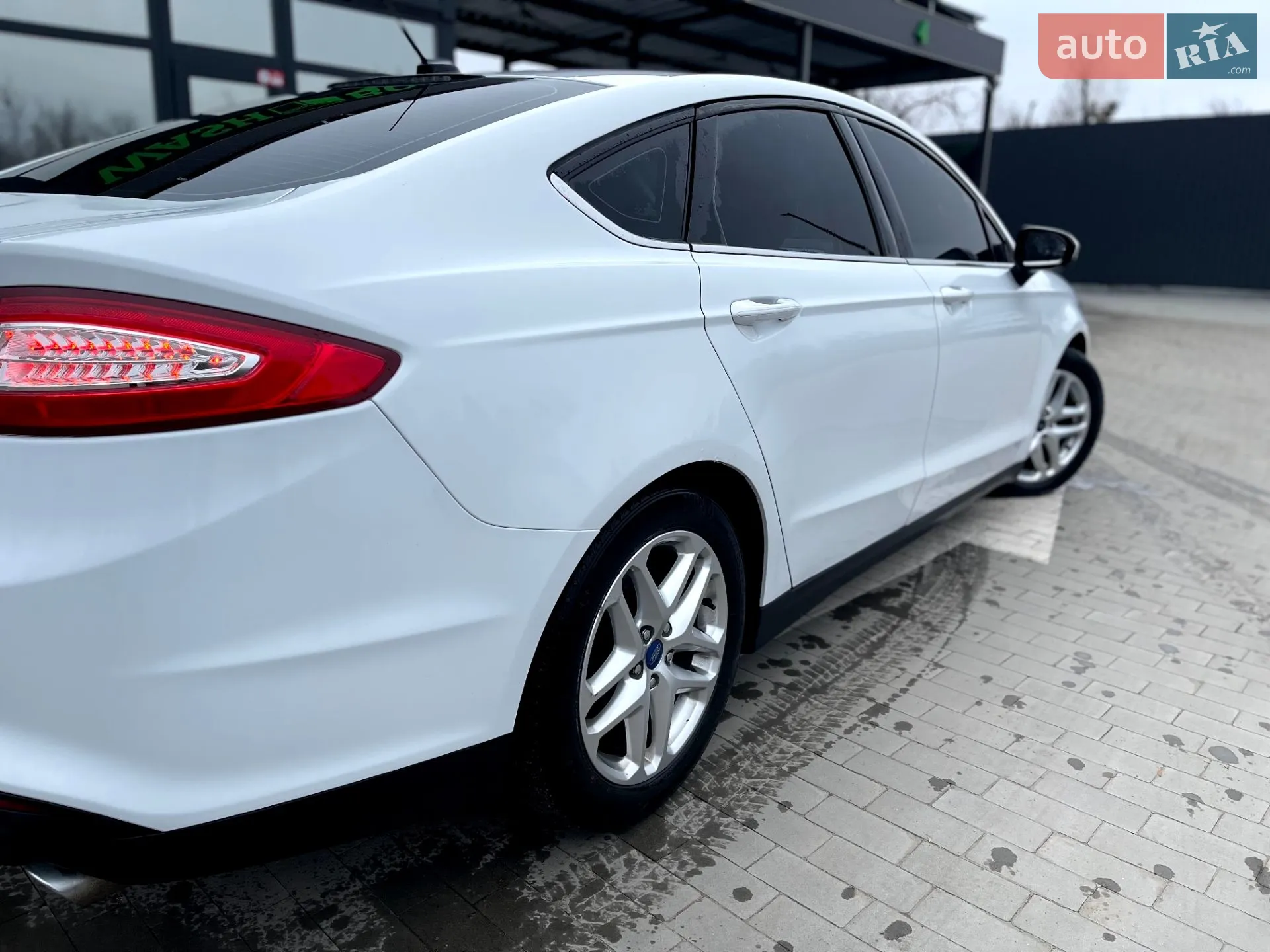 2015 Ford Fusion - мініатюра 2