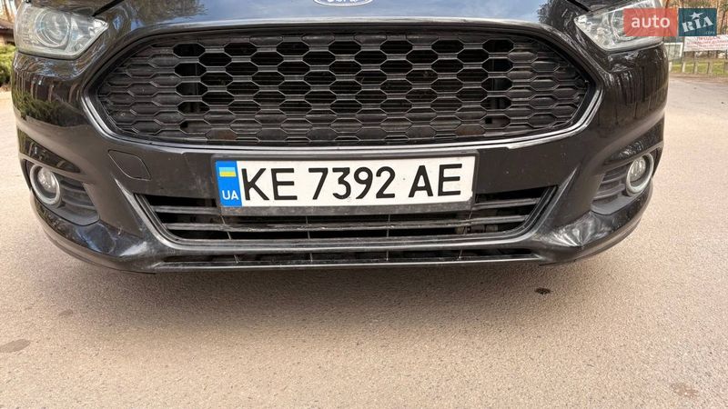 Седан Ford Fusion 2014 в Новомосковську