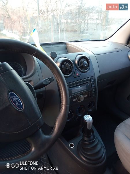 Хэтчбек Ford Fusion 2003 в Киеве