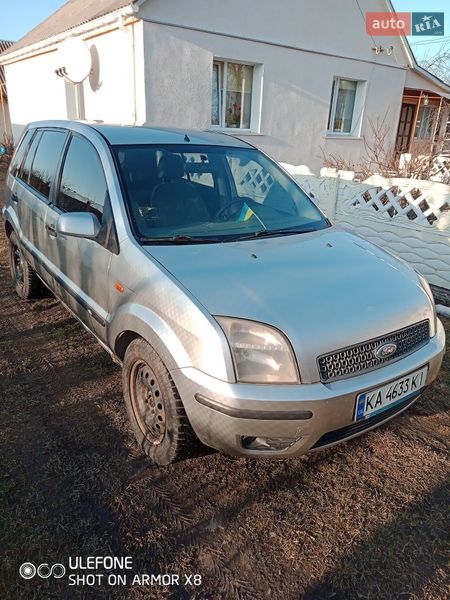 Хэтчбек Ford Fusion 2003 в Киеве