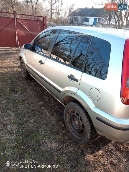 Хэтчбек Ford Fusion 2003 в Киеве