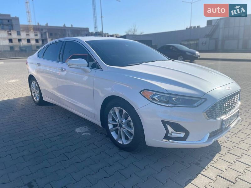 Ford Fusion 2019