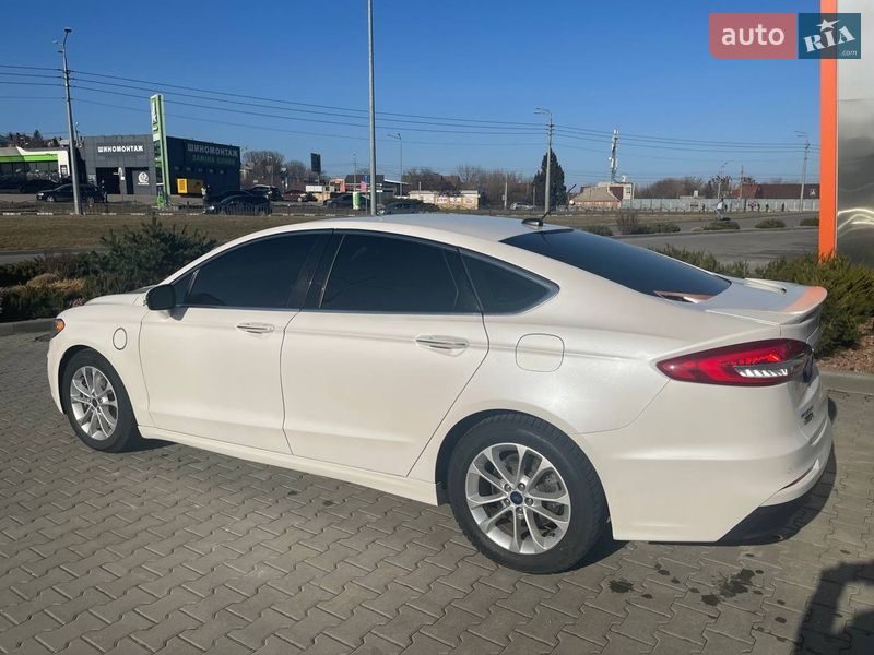 Седан Ford Fusion 2019 в Харькове