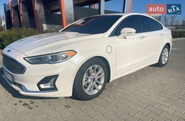 Седан Ford Fusion 2019 в Харькове