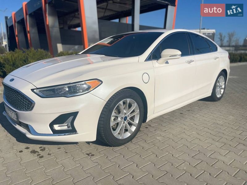 Седан Ford Fusion 2019 в Харькове
