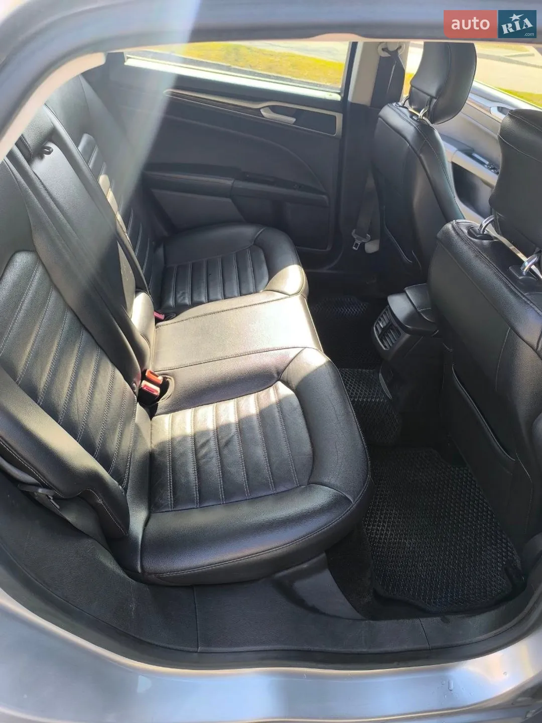 2014 Ford Fusion - мініатюра 19