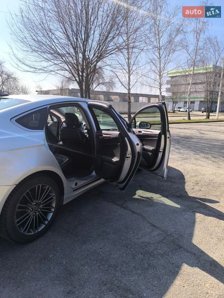 Седан Ford Fusion 2014 в Кременчуге