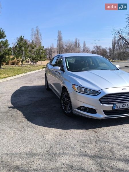 Седан Ford Fusion 2014 в Кременчуге