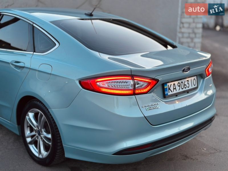 Седан Ford Fusion 2013 в Киеве