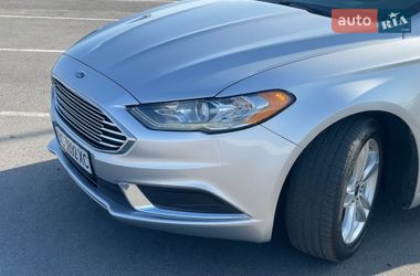 Седан Ford Fusion 2018 в Львове