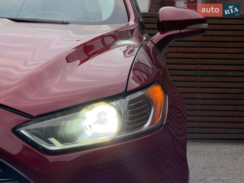 Седан Ford Fusion 2014 в Одесі