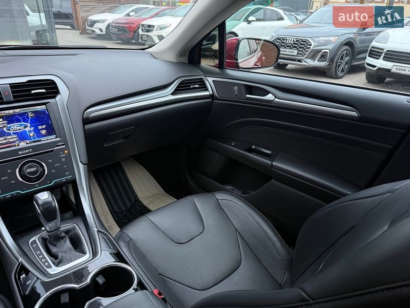 Седан Ford Fusion 2014 в Одесі