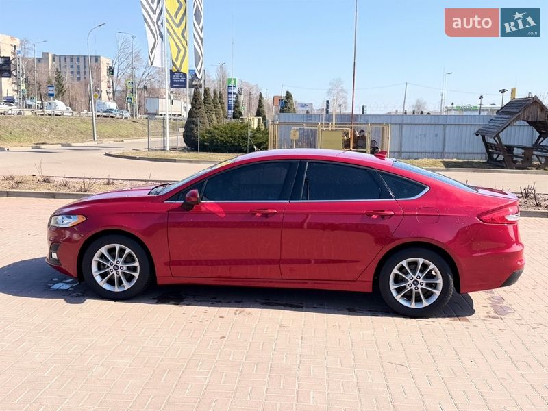 Седан Ford Fusion 2019 в Полтаве