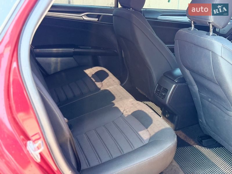 Седан Ford Fusion 2019 в Полтаве