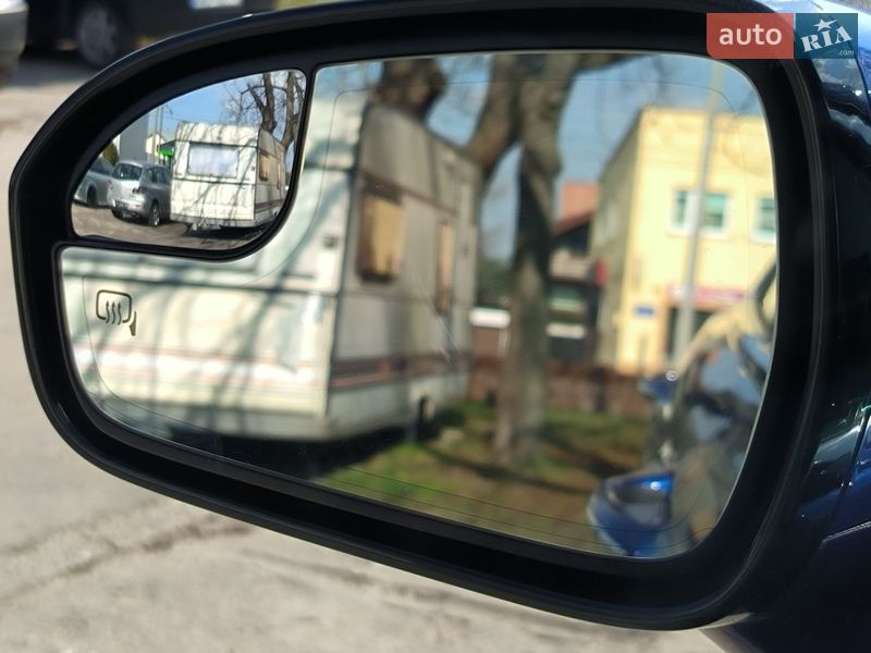 Седан Ford Fusion 2015 в Львове