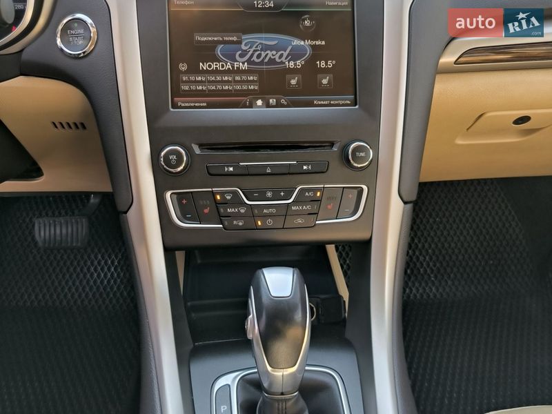 Седан Ford Fusion 2015 в Львове