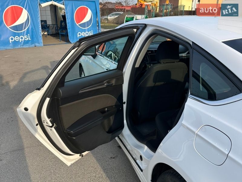 Седан Ford Fusion 2017 в Ірпені