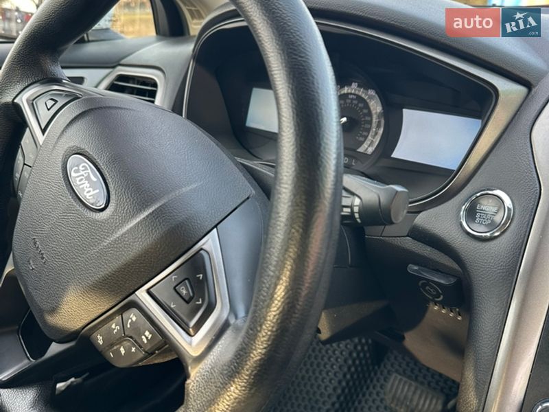 Седан Ford Fusion 2017 в Ірпені